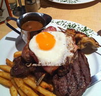 Settlers Tavern - Qld Realsetate