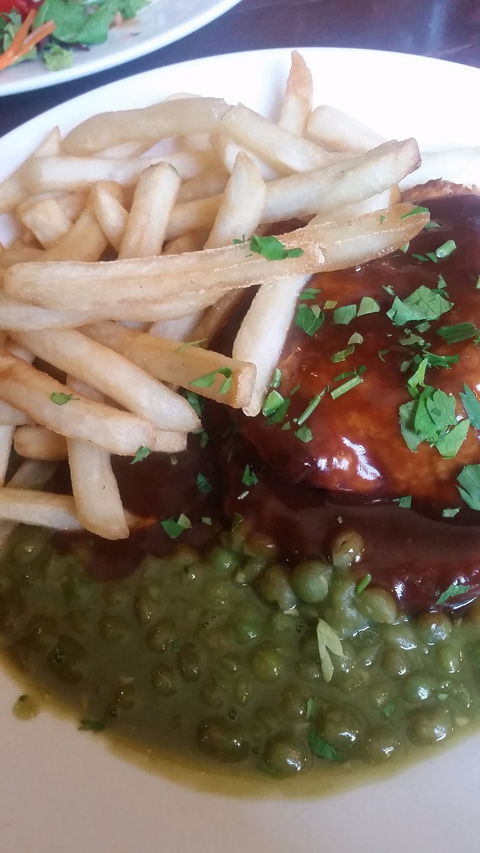 The Fox & Firkin English Pub - Renee 5