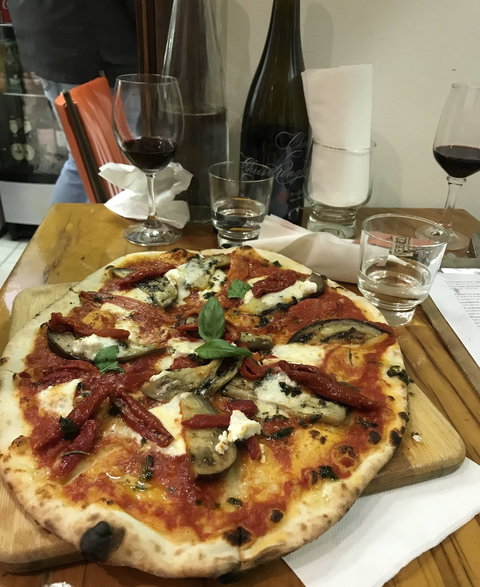 Wood Oven Gourmet Pizza - Renee 8