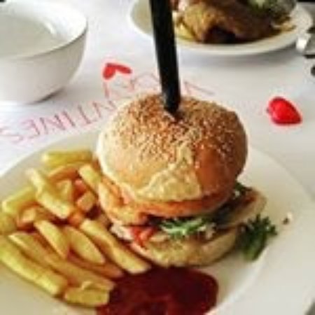 Hackham SA Qld Realsetate