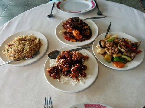 Mandarin Restaurant - Renee 0