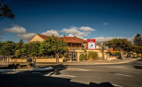 Port Noarlunga Hotel - Renee 0