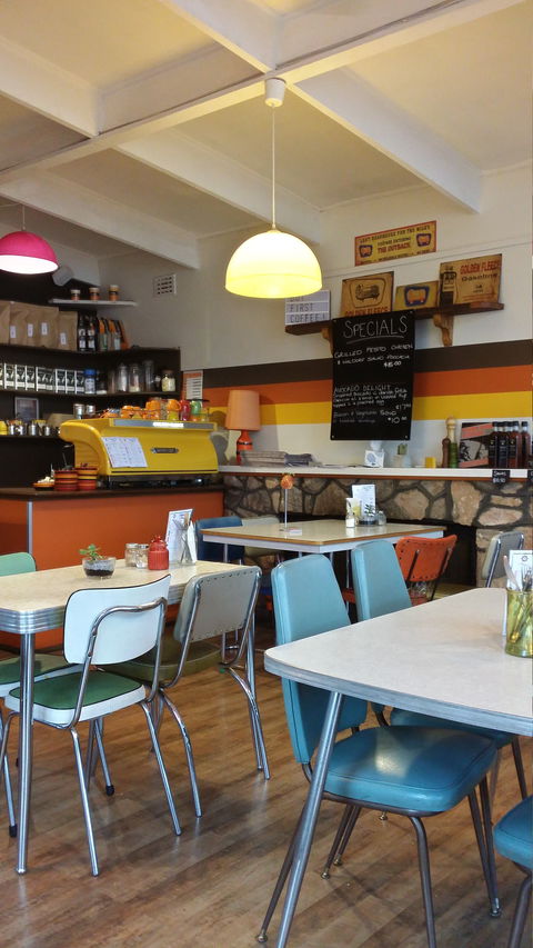 The Golden Fleece Cafe - Renee 4