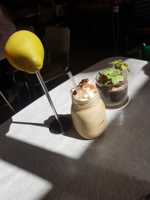 The Golden Fleece Cafe - Renee 6
