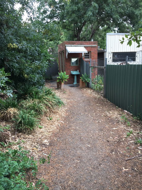 The Green Room On High Street - Renee 1