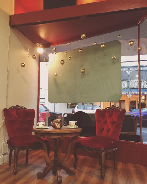 The Whistling Cat Cafe & Burger Bar - Renee 3