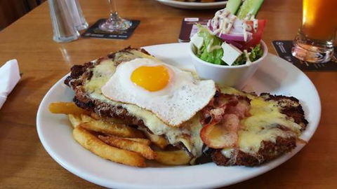 Willunga Hotel - Renee 0