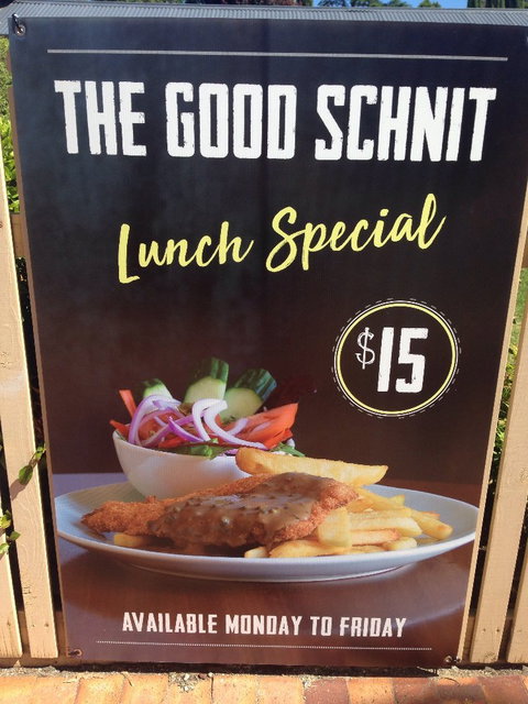 Balhannah Hotel - Renee 3