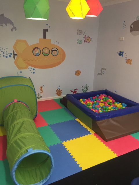 Cafe Kids - Internet Find 4