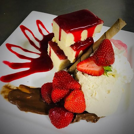 Clare Castle Hotel Restaurant - Renee 0