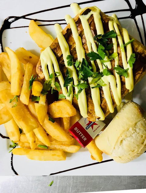 Clare Castle Hotel Restaurant - Renee 1