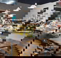 D  M's Bakery Cafe - Renee