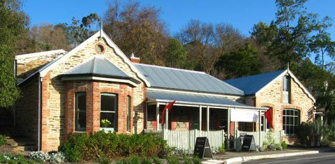 Emprades Petit Cafe - Petrol Stations 0