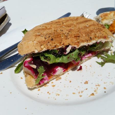 Finicky Fingers - Qld Realsetate 0