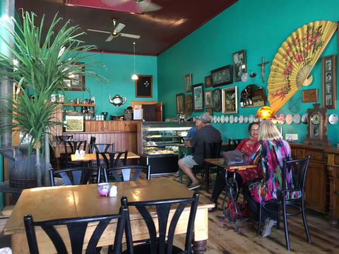Polly's Tearooms - Internet Find 0