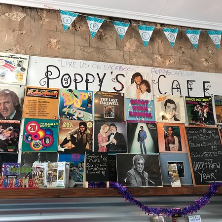 Poppy's Cafe - Swimm 0