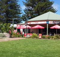 The Causeway Cafe - Swimm