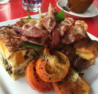 The Corner Store - Qld Realsetate