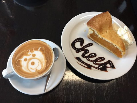 The German Cake Shop - Swimm 0