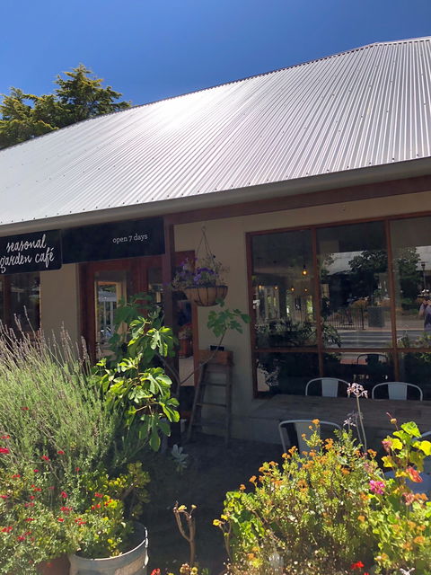 The Seasonal Garden Cafe - Petrol Stations 6