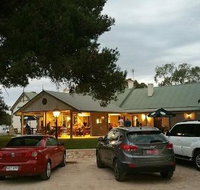 Bridge Hotel - Renee