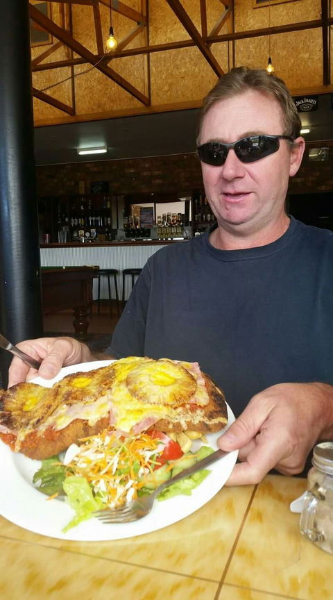 Coffin Bay Hotel - Renee 4