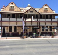 Golden Grain Hotel - Internet Find