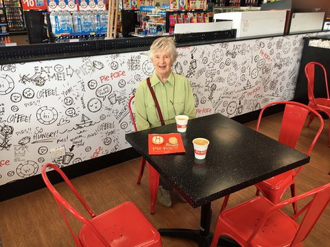 Pie Face - Internet Find 0