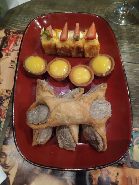 Popolo Italian Kitchen And Bar - Renee 6