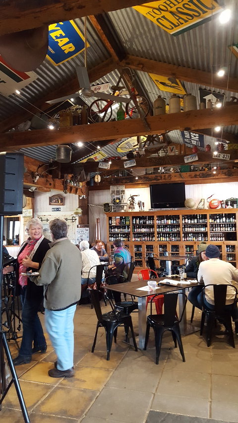 Smiling Samoyed Brewery - Swimm 4