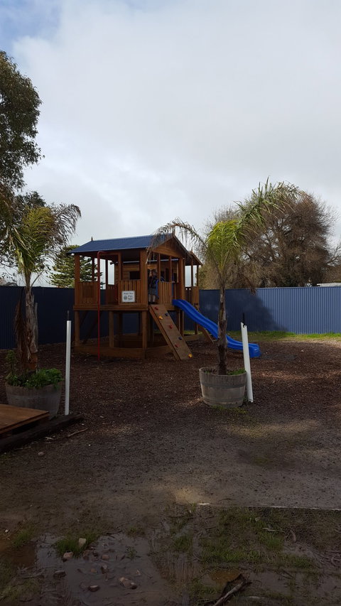 Smiling Samoyed Brewery - Swimm 5