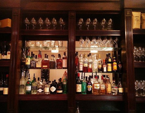 The Wolfe - Qld Realsetate 0