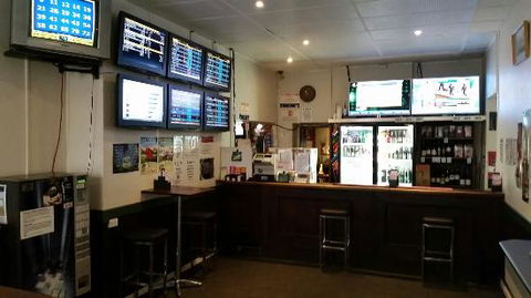 Yorke Valley Hotel - Internet Find 0