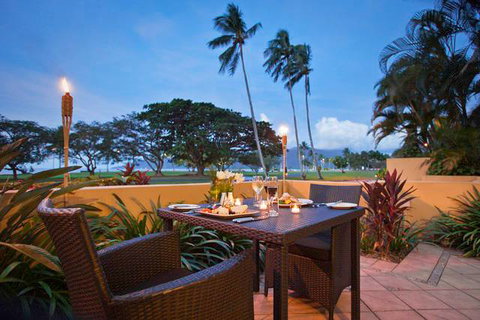 Blue Mango Cafe Wine Bar - Qld Realsetate 2