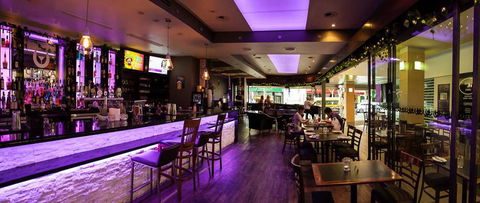Ultra Lounge Bar & Cafe - Renee 0