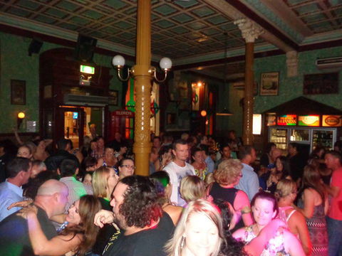 Flynns Irish Bar & Bistro - Renee 1
