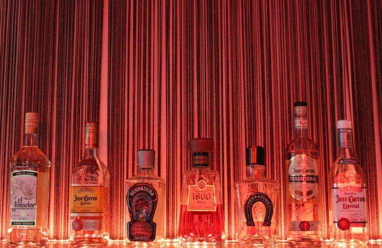 Bars Thirroul NSW Petrol Stations