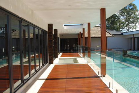 Suncoast Windows.com.au - Internet Find 0