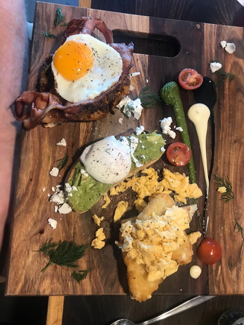 Cafe On Bayview - Renee 4