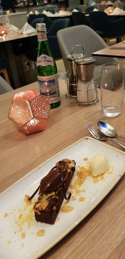 Catch Restaurant - Internet Find 4