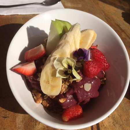 Clear Island Waters QLD Petrol Stations