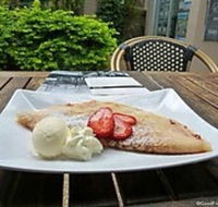 Le Jardin Cafe - Renee