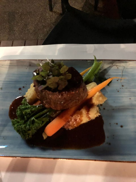 Main Wave Restaurant - Internet Find 1