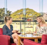 Panorama Lounge at Royal Pines Resort - Renee