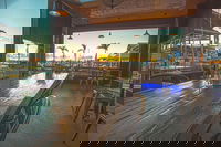 Quay Street Cafe  Bar