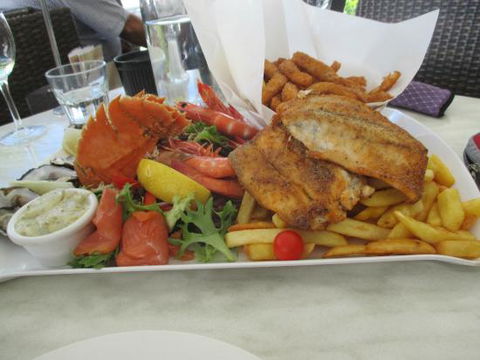 Sunset Waterfront Cafe Bar & Grill - Internet Find 0