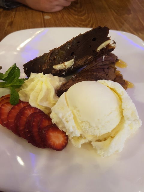 Thai Mudgee - Renee 1