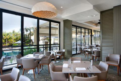 The Restaurant At Mercure Gold Coast Resort - Qld Realsetate 0