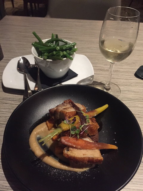 The Restaurant At Mercure Gold Coast Resort - Qld Realsetate 1