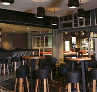 Walrus Social House